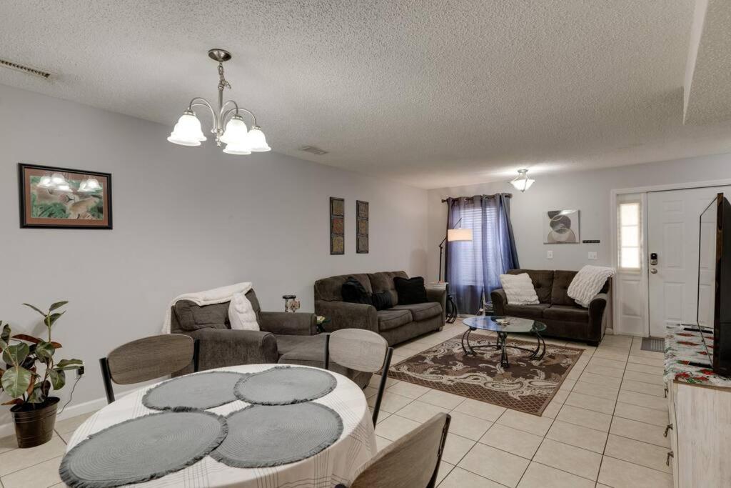 Lovely 2 Bdr Condo With Balcony 2M To Broadway Nashville Exterior foto