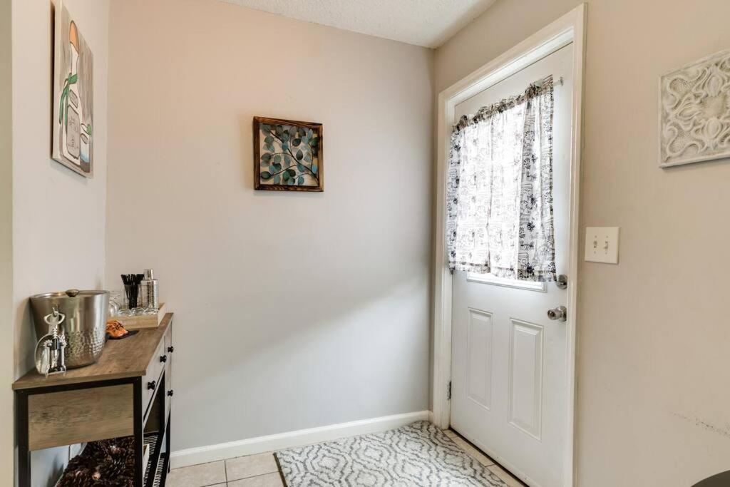 Lovely 2 Bdr Condo With Balcony 2M To Broadway Nashville Exterior foto